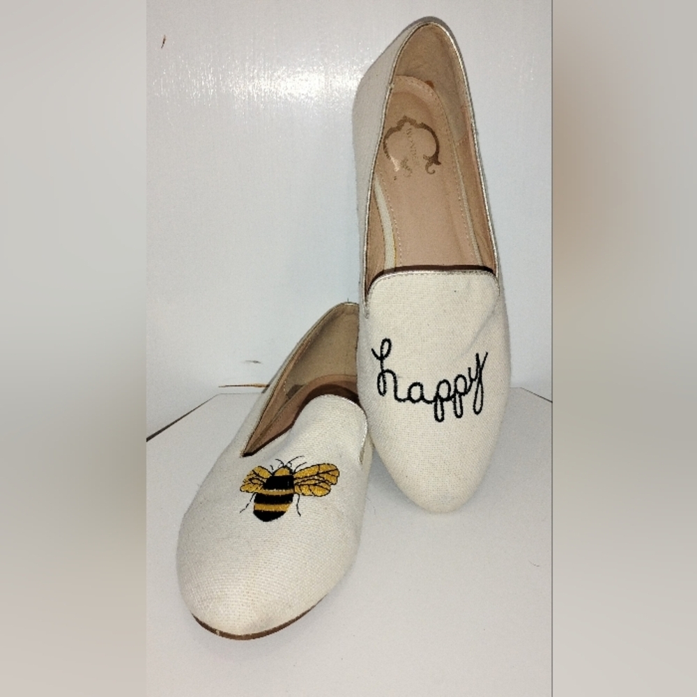 BEE HAPPY LINEN FLATS